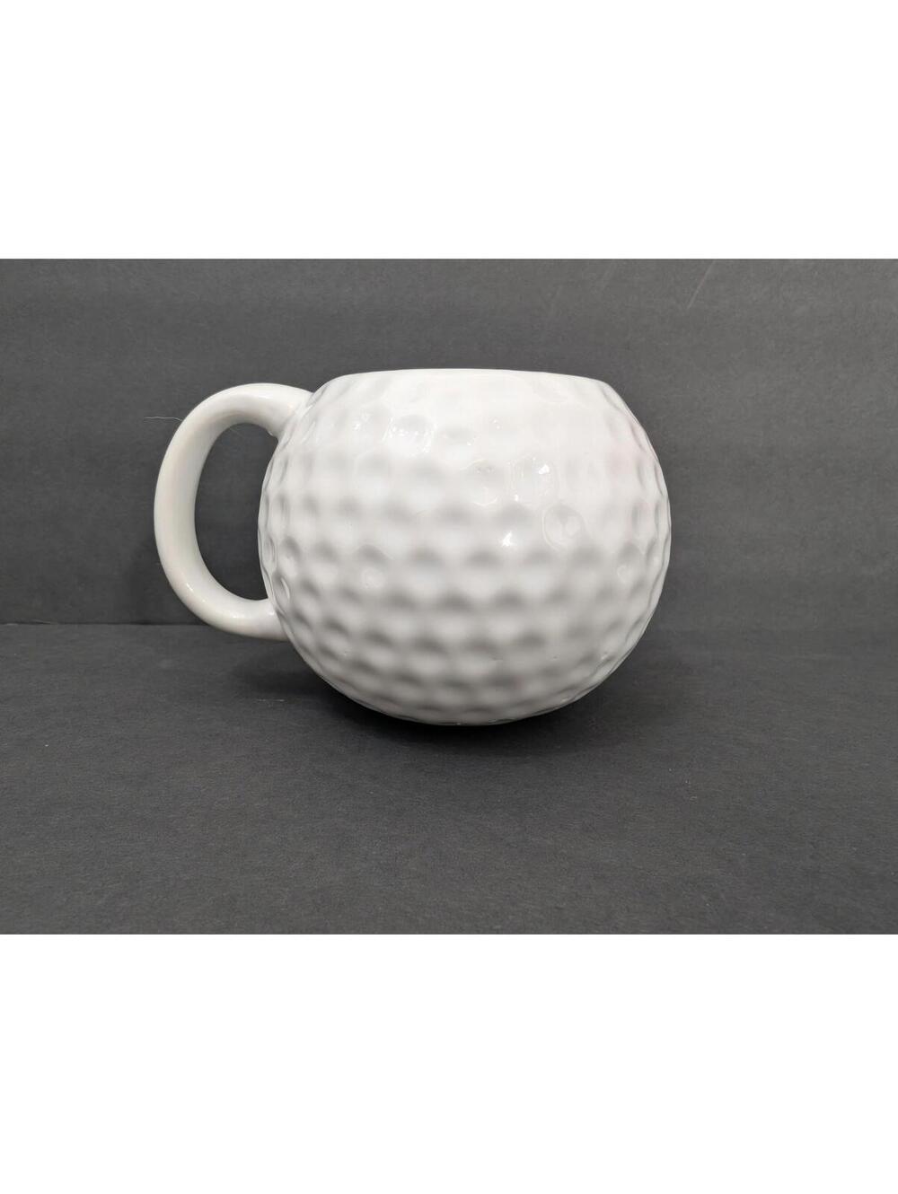 MARKET SQUARE 15 OZ GOLFBALL GOLF BALL COFFEE MUG